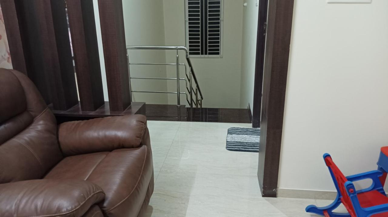 Shi'S Vilva - The Bungalow In Coimbatore - Near Airport, Kmch, Codesia Kültér fotó