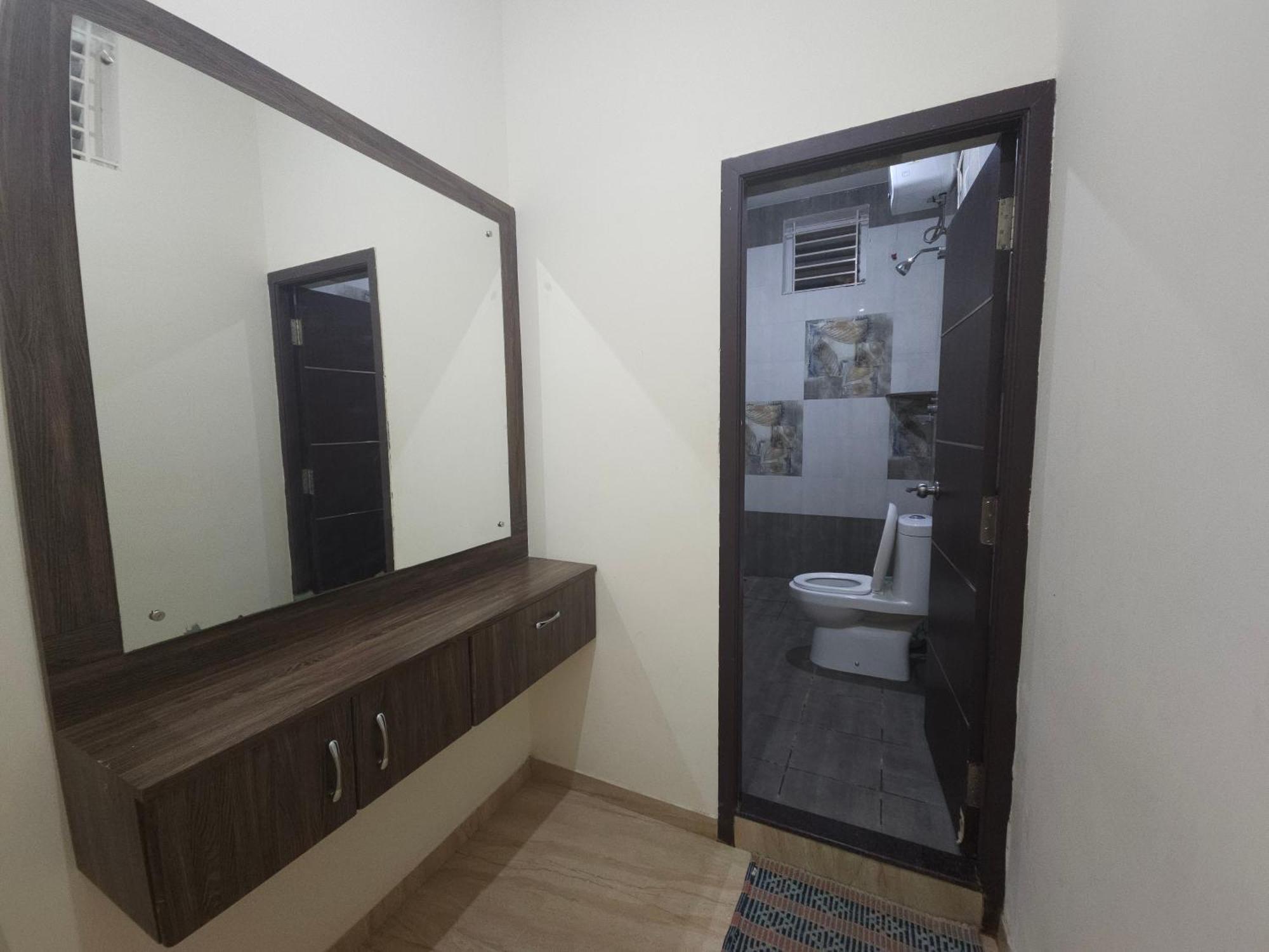 Shi'S Vilva - The Bungalow In Coimbatore - Near Airport, Kmch, Codesia Kültér fotó